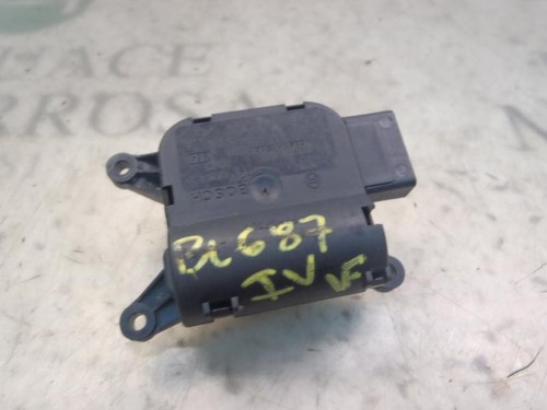 7L0907511 MOTEUR / ACTIONNEUR DE VOLET DE CLIMATISATION / 0132801320 / 013280132