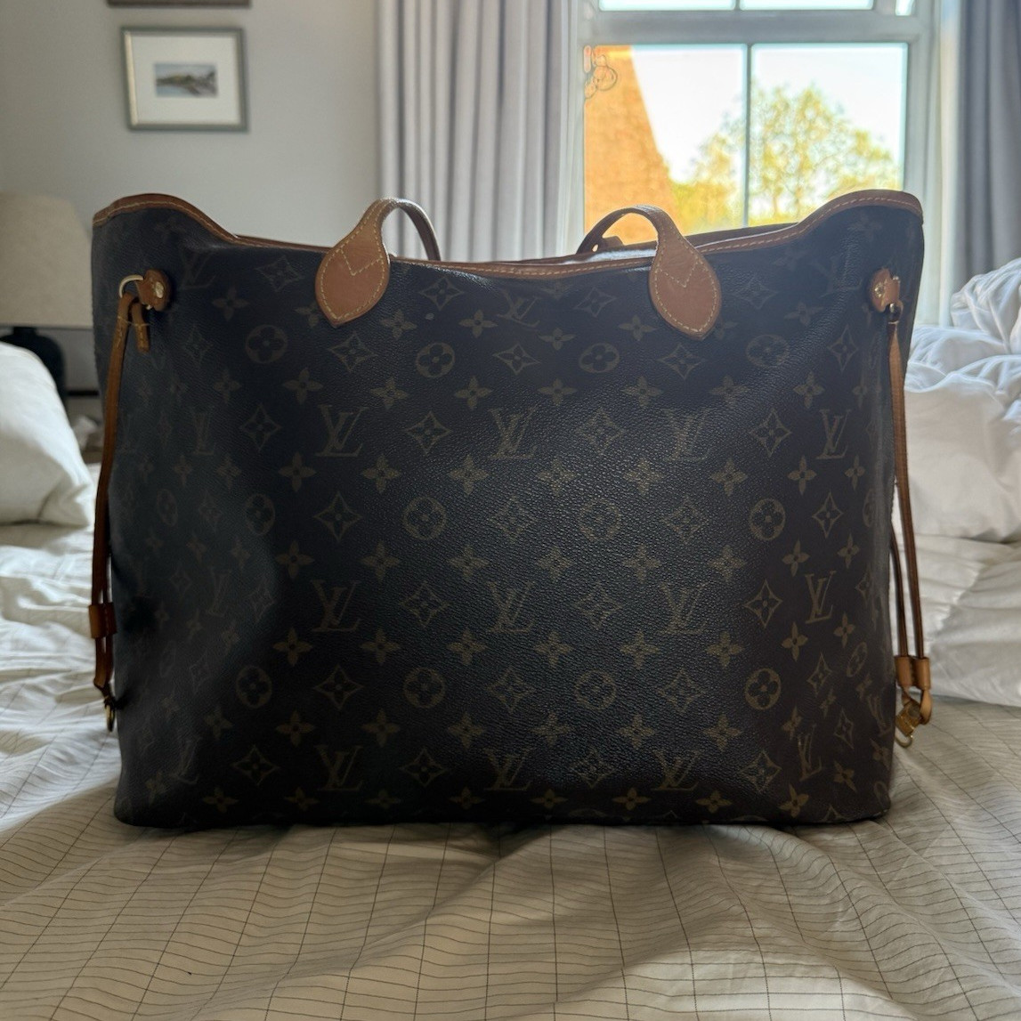 Louis Vuitton Neverfull GM Monogram Canvas Tote Bag Brown Large internal pocket