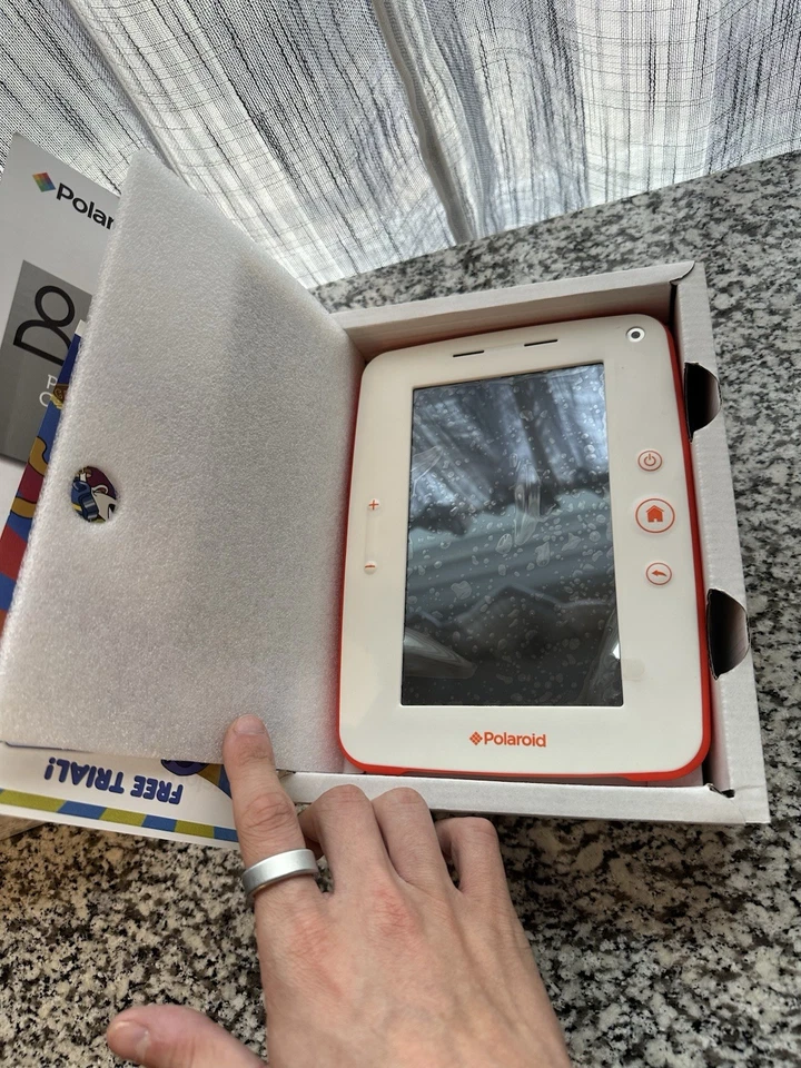 Polaroid Kids Tablet 2 - New Open Box - Tested Works EBAY 1/1 - Image 3 of 4