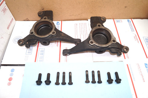 98-04 2WD Chevy S10 Blazer Front Spindles LH&RH W/Hub Bolt G-Body Big Brake Swap