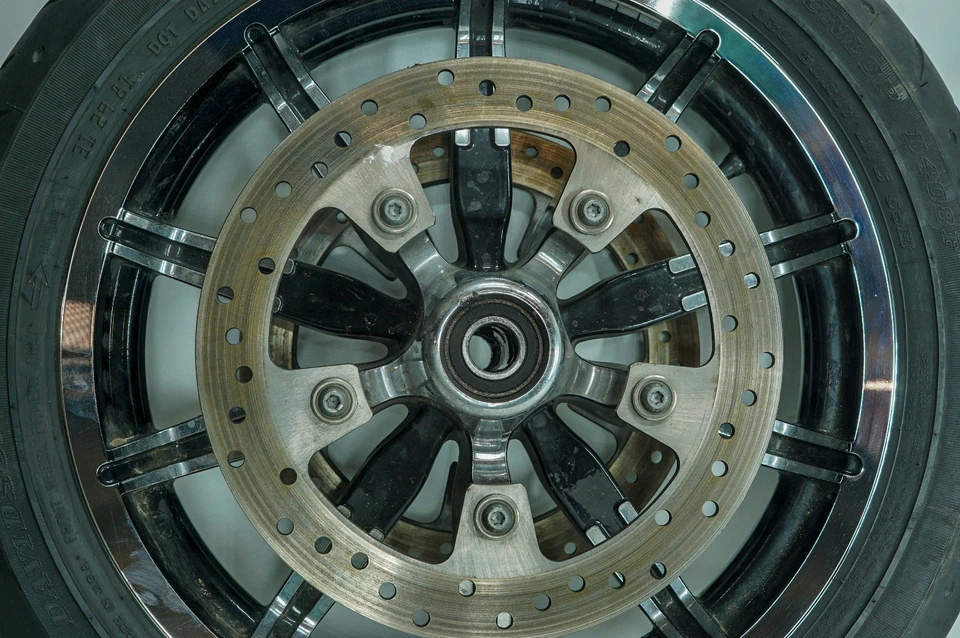 Llanta trasera delantera Harley Ultra Limited Electra Touring 16 17" 16" 1394 Foto 3 de 4