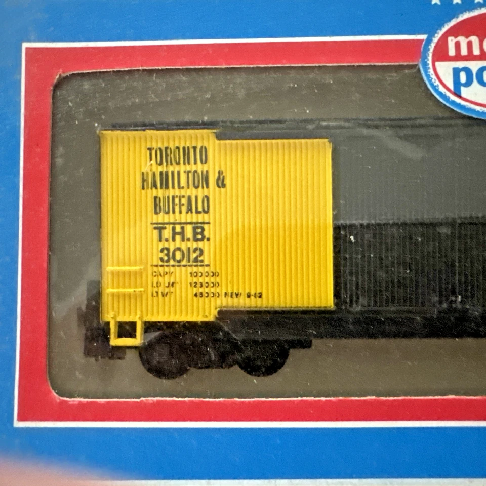 Model Power 7957 HO scale 40' Toronto, Hamilton & Buffalo Canadian Box Car NOS - Image 2 of 4