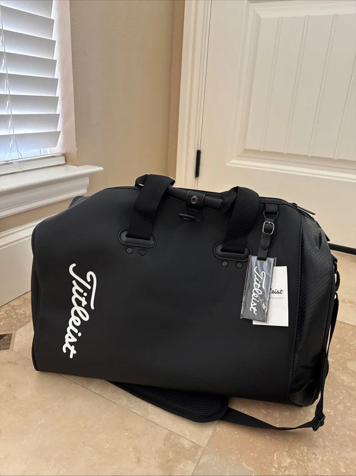 Bolsa de ropa o zapatos Titleist Golf Boston Arc Design ENVÍO GRATUITO EE. UU. IMPUESTOS PAGADOS Foto 2 de 4