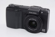 Fotocamera digitale RICOH GX200 corpo design compatto condizione testata