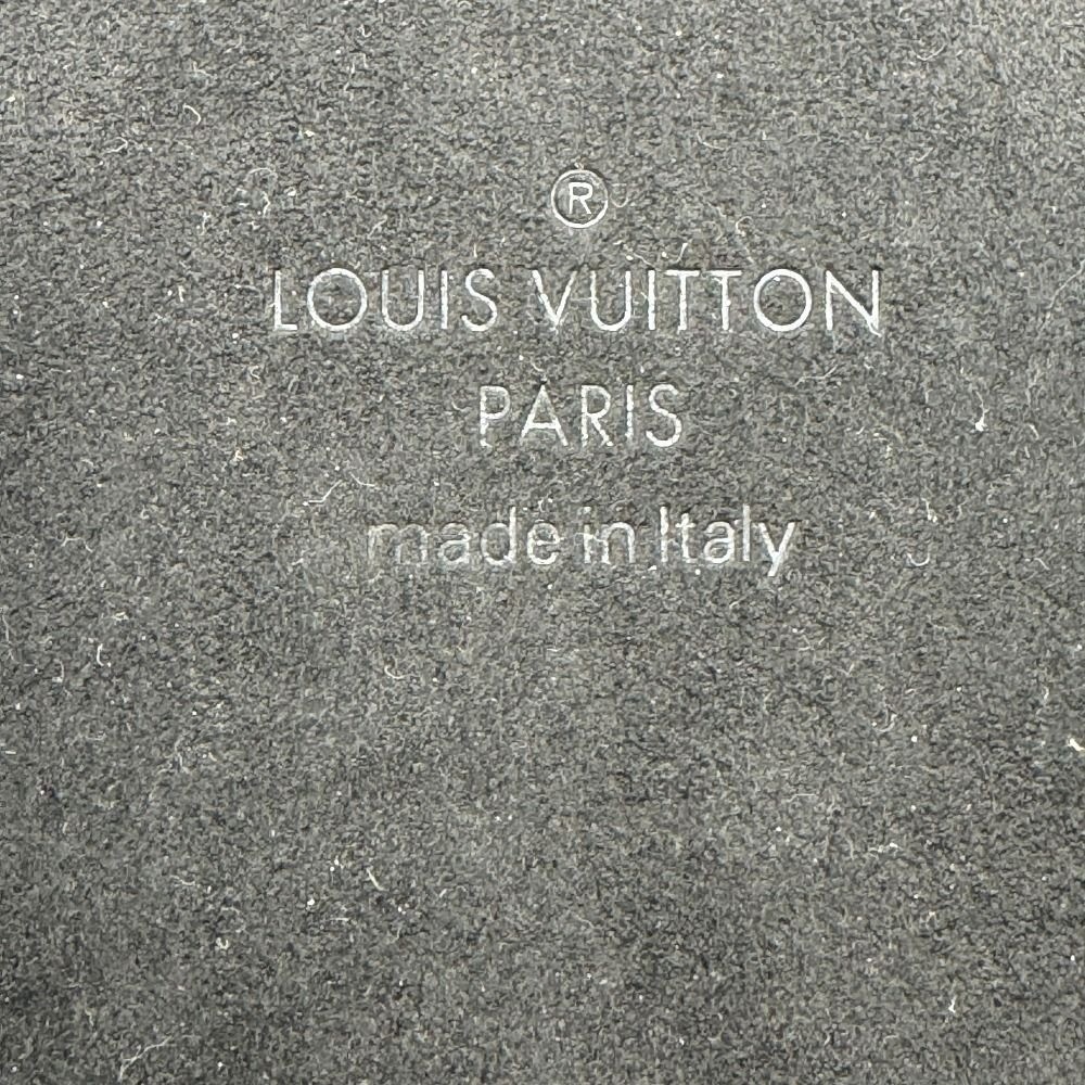 【最高級美品】ルイヴィトン モノグラム iPhone 15 PRO MAX Louis Vuitton iPhone 15 Pro Max smartphone case, Monogram, Black