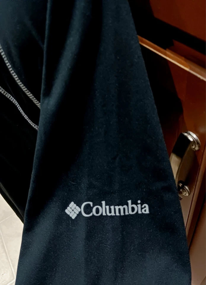 Camisa 23XI Racing Toyota Medium Team Emitida Columbia Cremallera NASCAR Wallace Reddick Foto 4 de 4