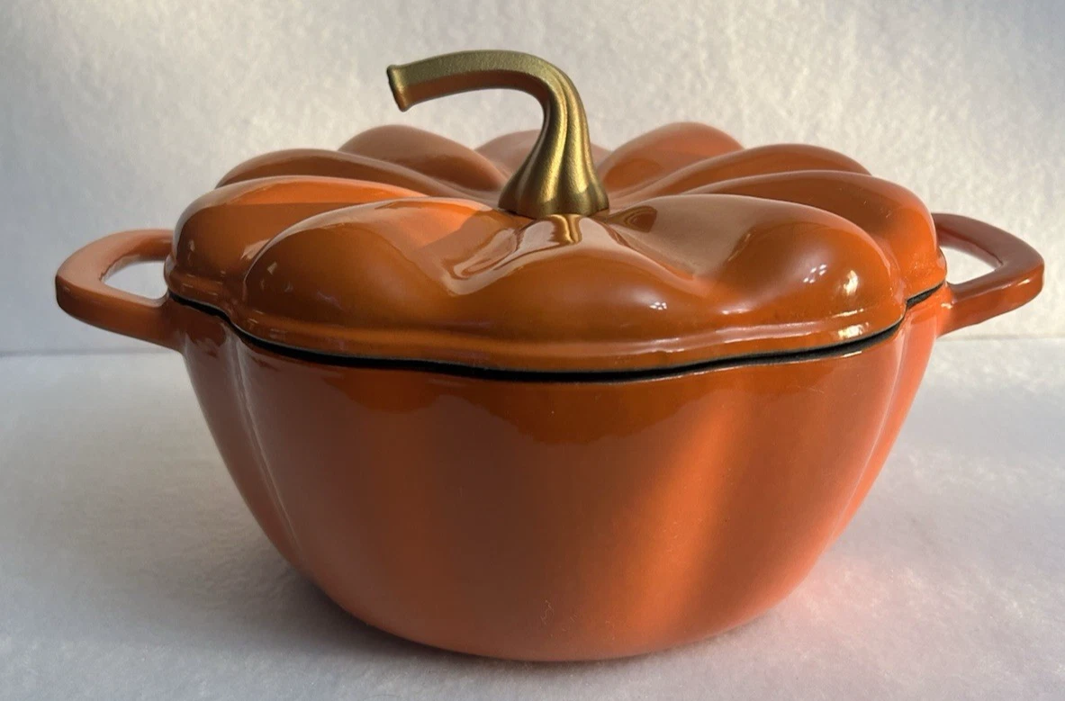 Pioneer Woman 3.5-Quart Pumpkin-Shaped Enamel Cast Iron Dutch Oven Orange