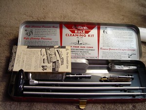 Vintage; OUTERS Gunslick Rifle Kit In Red Metal Box -  No. 477 - 30 Cal Gun Clen
