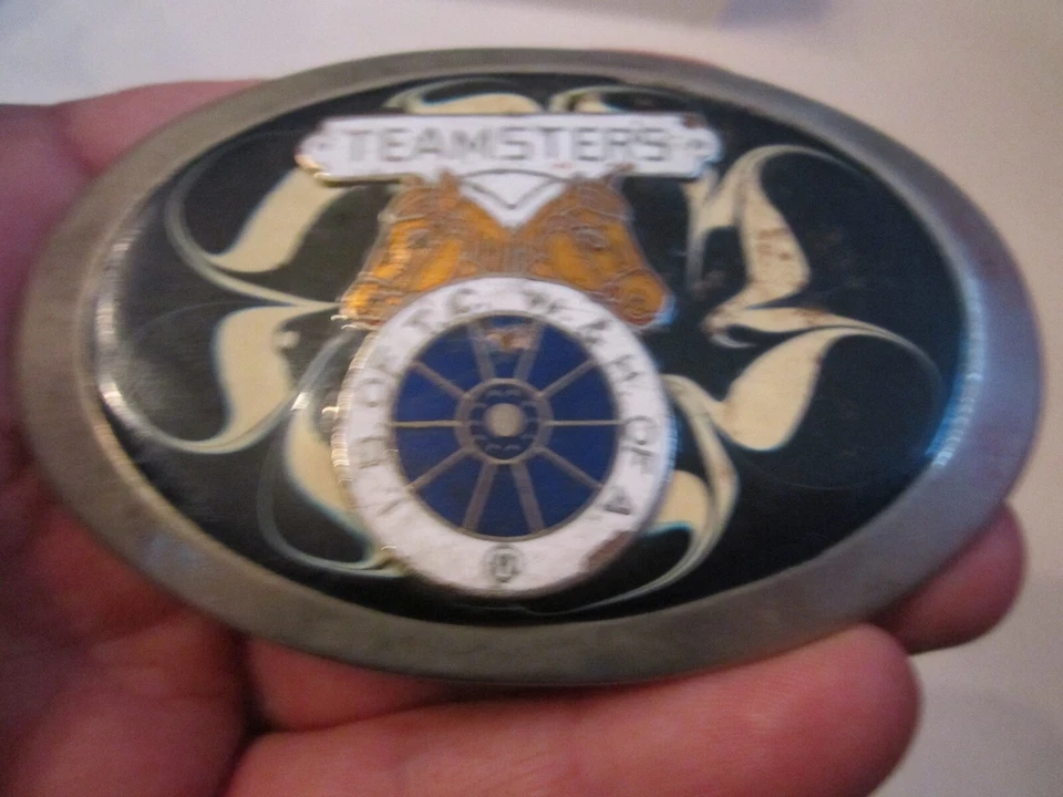 VINTAGE TEAMSTERS UNION BELT BUCKLE - I.B. OF T.C. W.&H. OF A. - GW5 - Image 2 of 3