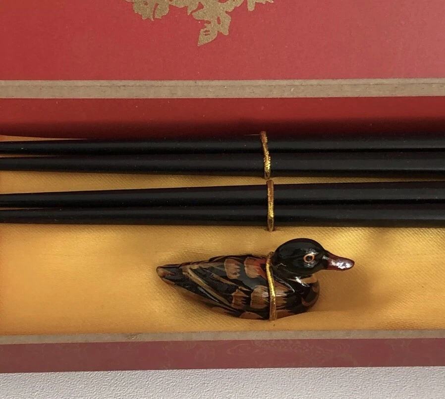Vintage Chinese Wooden 4 x Chopsticks With 2 Duck Rests In Presentation Box -NEW - Image 3 of 4