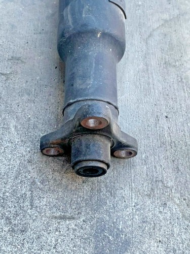 96 BMW 328is OEM Driveshaft Assembly Auto Automatic AT Rear 328 328i 92-96 - Picture 4 of 7