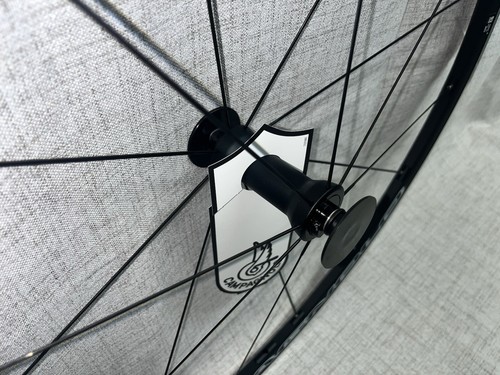 New Campagnolo Zonda C17 Rim Brake Wheelset Shimano Compatible Freehub, Skewers - Picture 3 of 11