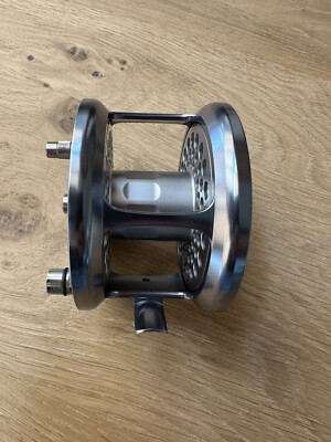 LOOP 79 Classic International Year Of The Salmon Fly Fishing Reel