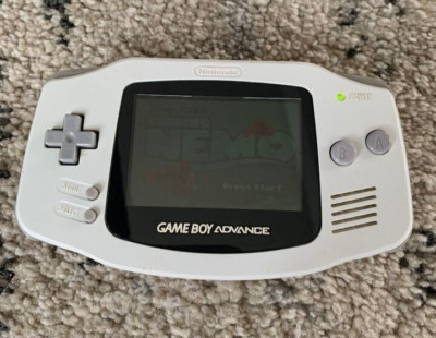 Nintendo Game Boy Advance AGB-001 White Handheld System Console w/ Nemo GBA Game