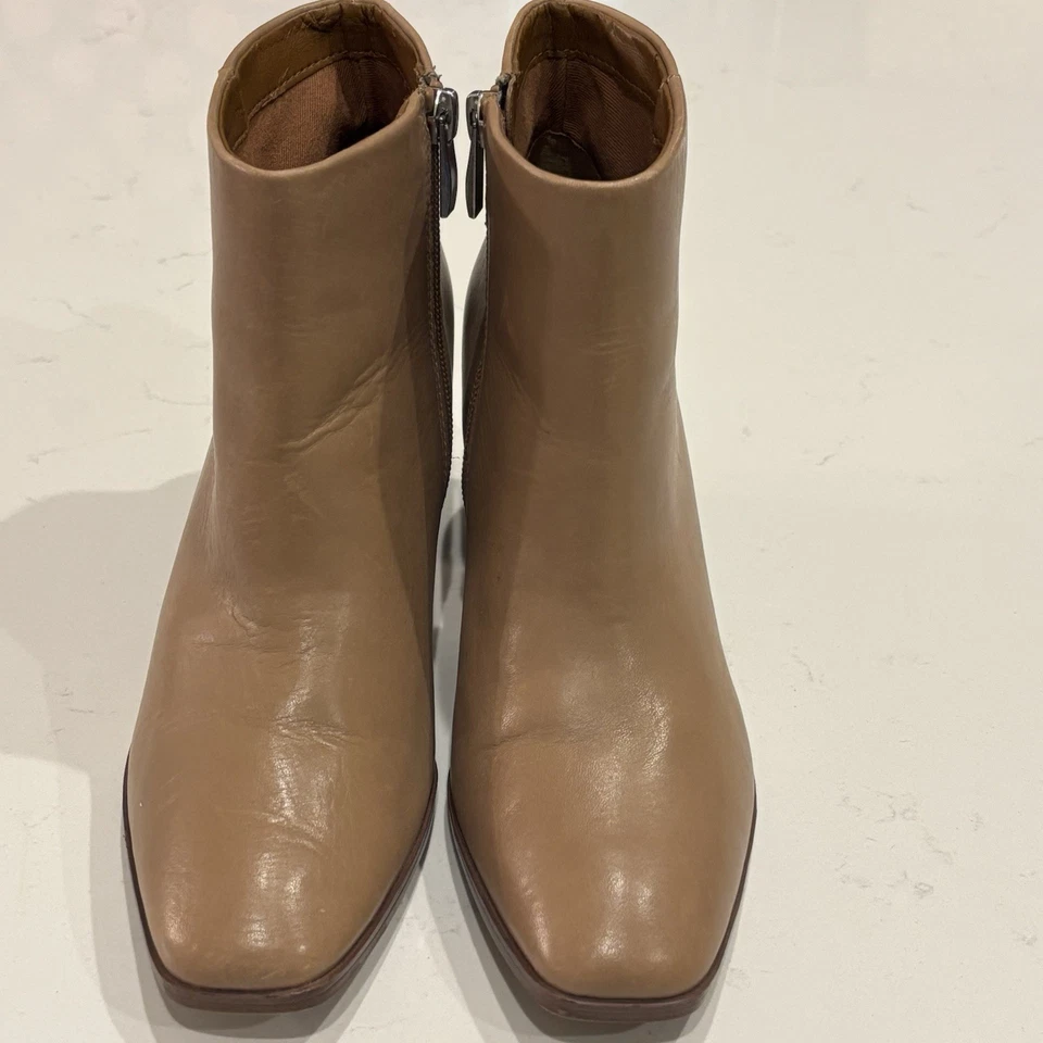 Botas de tornozelo femininas Franco Sarto de couro tamanho 6 1/2 - Imagem 3 de 4