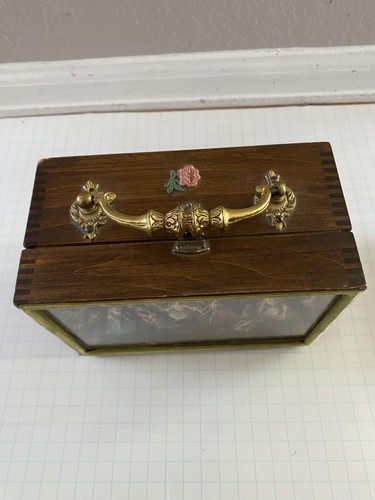 Vintage 3-D Wood Box Purse Bag Jewelry box Glass Front - Picture 2 of 10