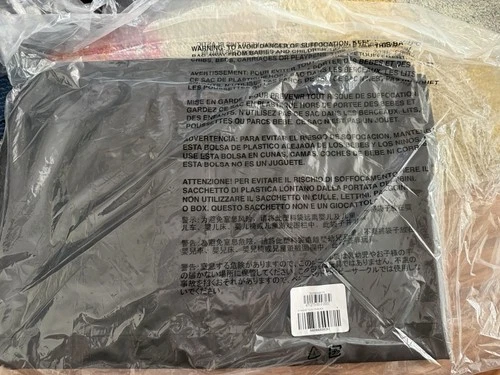 Yeezy Gap 07 Magnet Closure T-Cut Parka Black Size Small NIB image 8