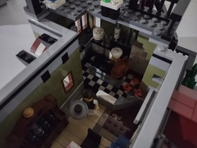 Used Complete LEGO Creator Parisian Restaurant 10243
