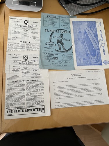 336 Non League programmes mid 60s to mid 70s - Picture 3 of 24