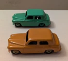 2 x Dinky Toys Hillman Minx 154 Vintage Model Cars in Green and Red