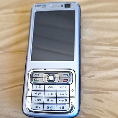 Nokia N73 Tastenhandy Silber/Blau 64 MB 3,2 MP als Ersatzteil/defekt