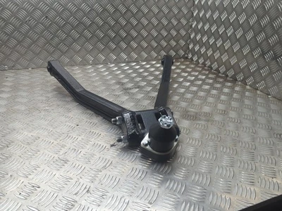 RECONDITIONED LANDROVER DEFENDER A FRAME NEW BALL JOINTS AND BUSHES +PAINTED - Image 1 of 4