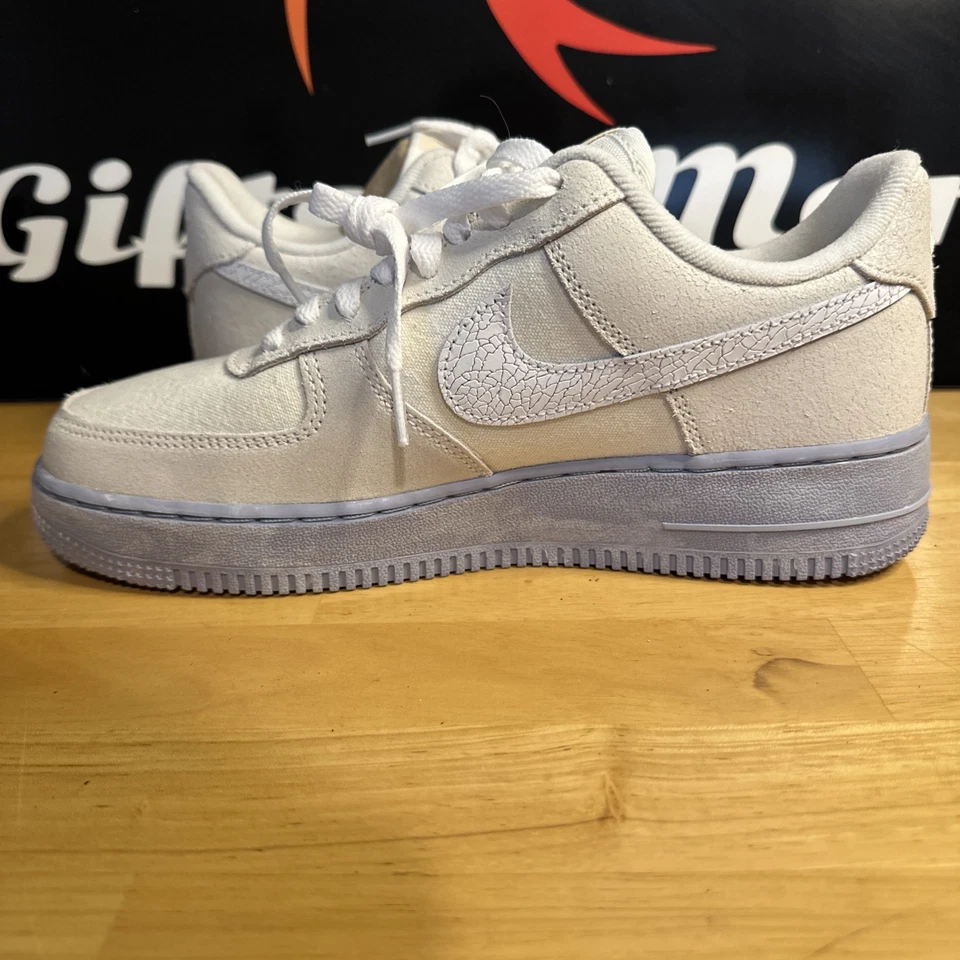 Nike Air Force 1 Low 07 LV8 EMB Summit Blanco Azul Susurro, Talla 7.5 DV0787-100 Foto 3 de 4
