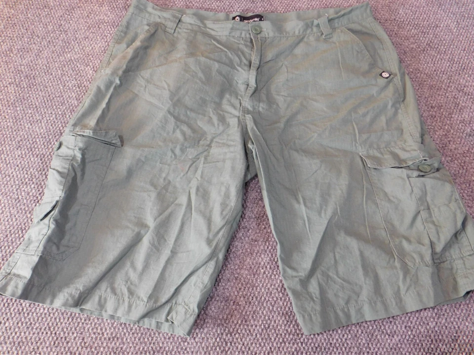 Pantalones Cortos Akademiks 46 Verde Carga Para Hombre Y2K De Colección Hip-hop Sueltos Foto 2 de 4