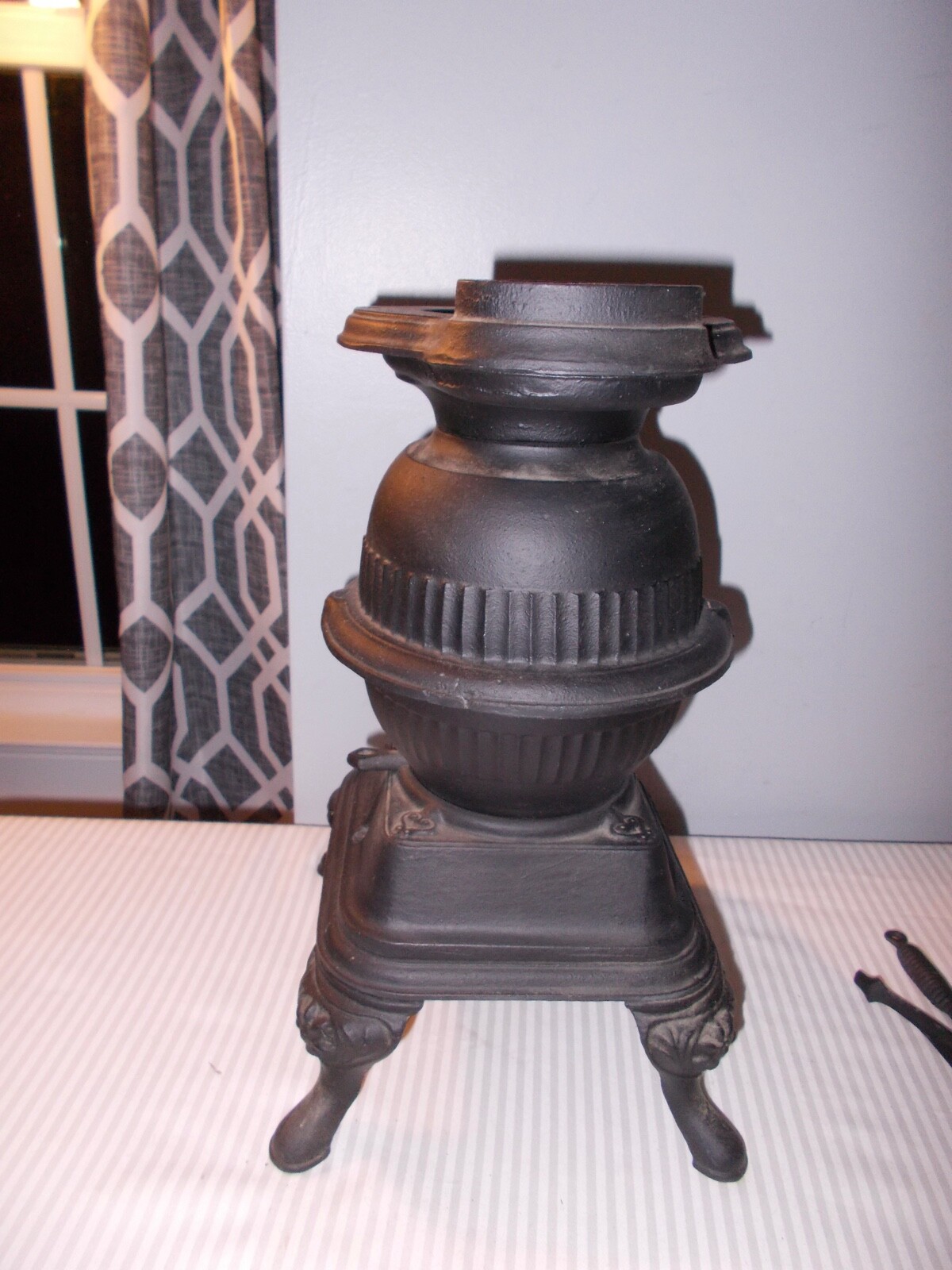 Vintage Spark Cast Iron Pot Belly Stove Salesman Sample 14” with Handles |  eBay