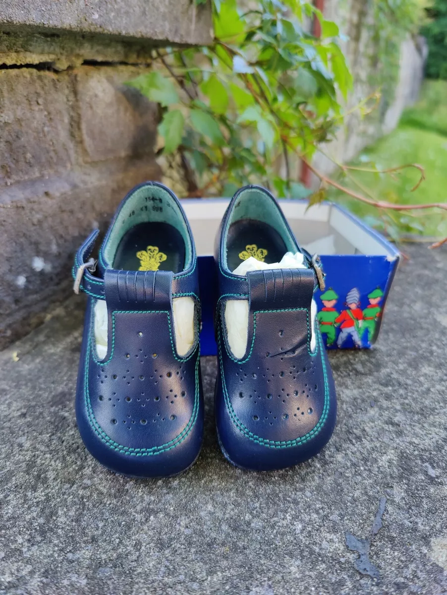 Vintage Start Rite Girls Gillie 3.5 E Navy Blue Leather School Shoes Buckle
