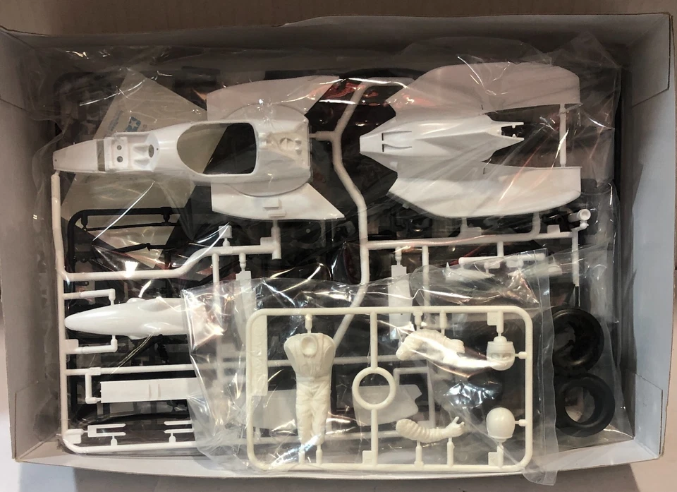 TAMIYA 20025 KIT 1/20 WILLIAMS FW 13B RENAULT F1 - Immagine 4 di 4