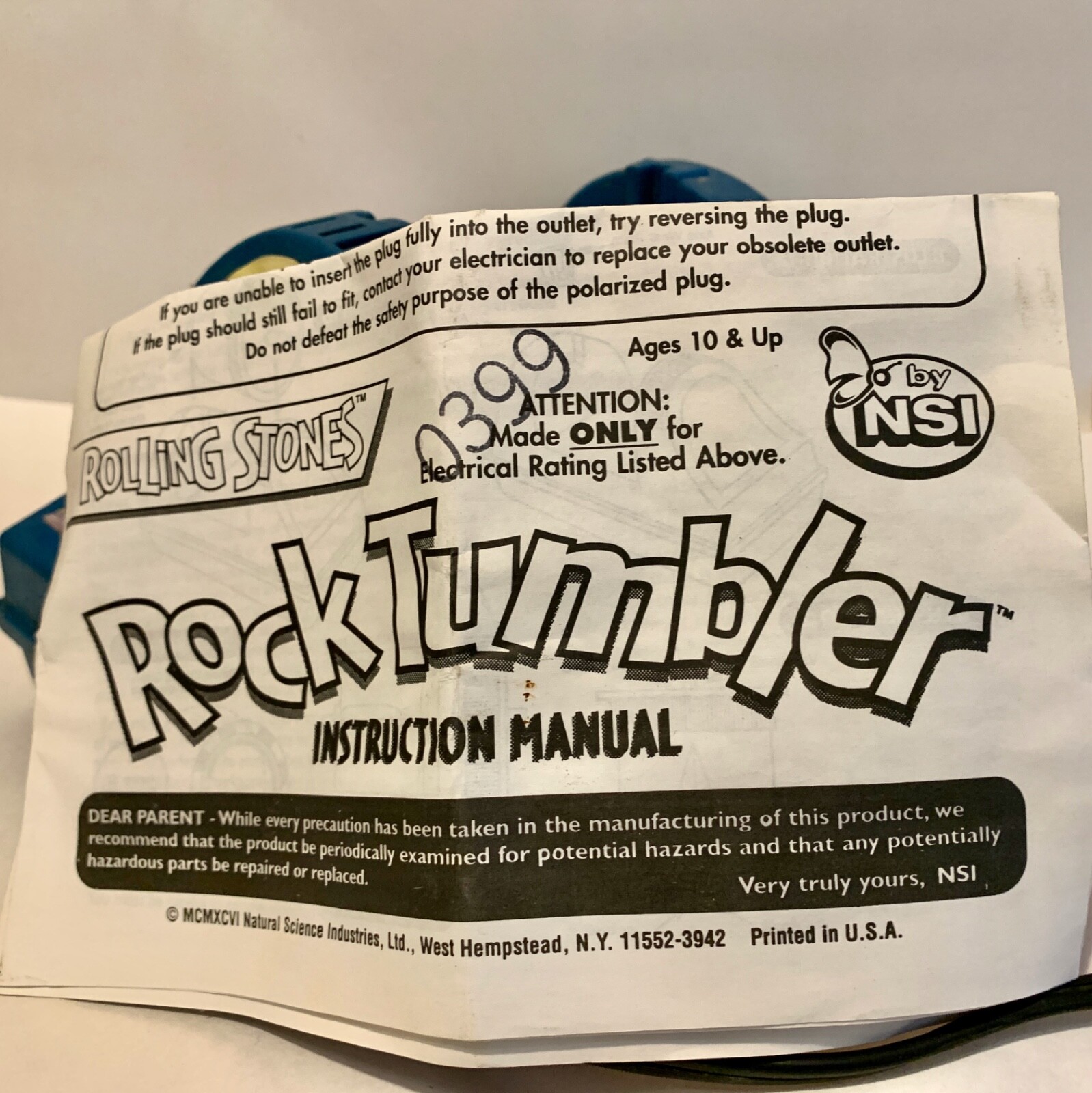 Rolling Stones Rock Tumbler Complete w/ Instructions, Polish Rough