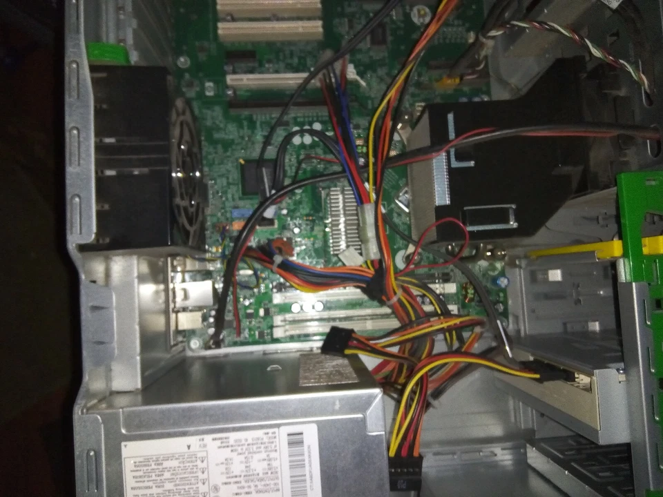 HP Compaq DC7900 64bit C2D 3.0GHz 2GB 160Gb DVD/RW Win 10 Pro - Image 3 of 4