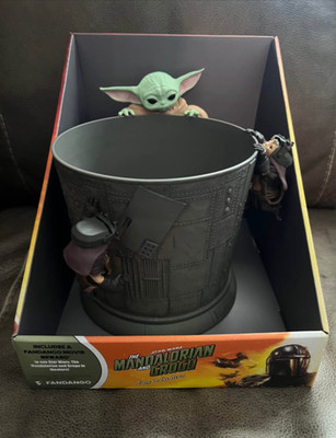 Star Wars Mandalorian Grogu 3D Popcorn Bucket Snack Container Walmart Exclusive