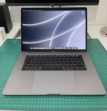 MacBook Pro Retina 15-inch(2016) Touch Bar - Core i7 -16GB RAM 500GB SSD