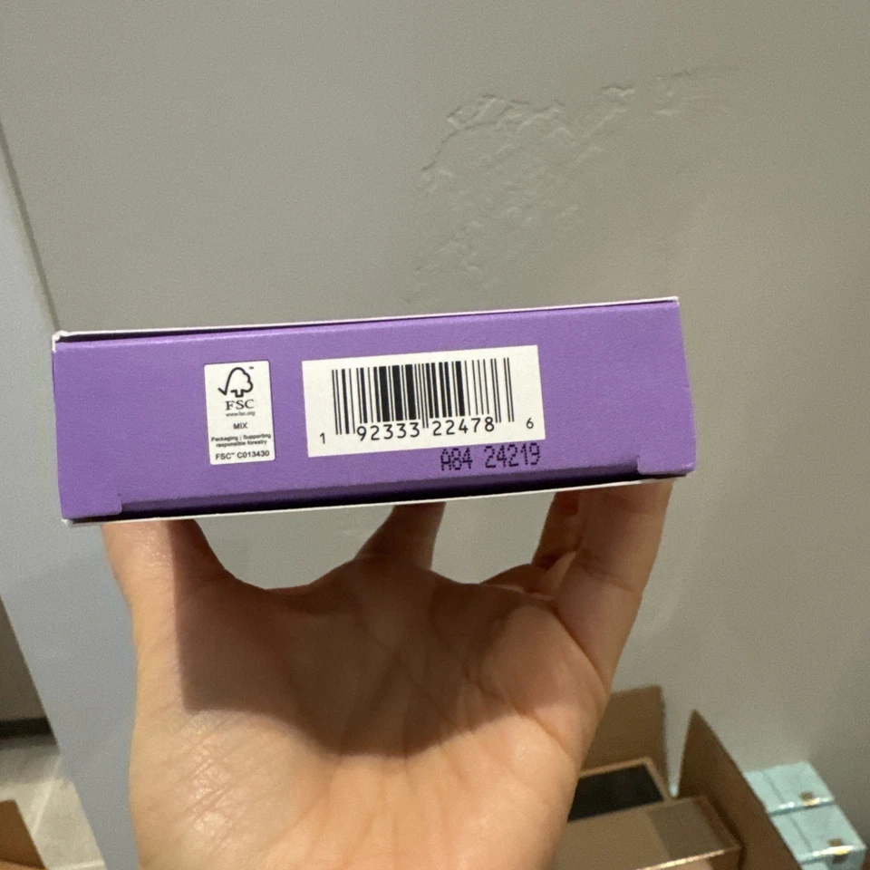 New CLINIQUE Ready in 5: Berry Sweet 5 Piece Makeup Gift Set for Lips & Eyes - Image 3 of 3