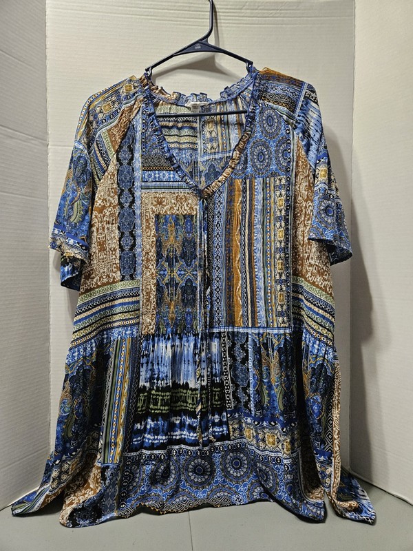 Chloe+Rene Size 2X Multicolored