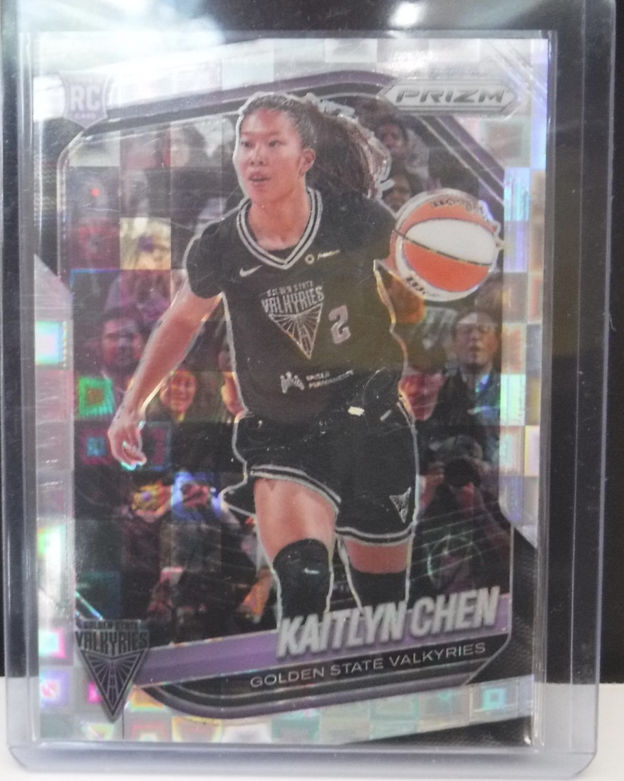 2025 Panini Prizm WNBA - Kaitlyn Chen #100 Checkerboard Prizm (RC)