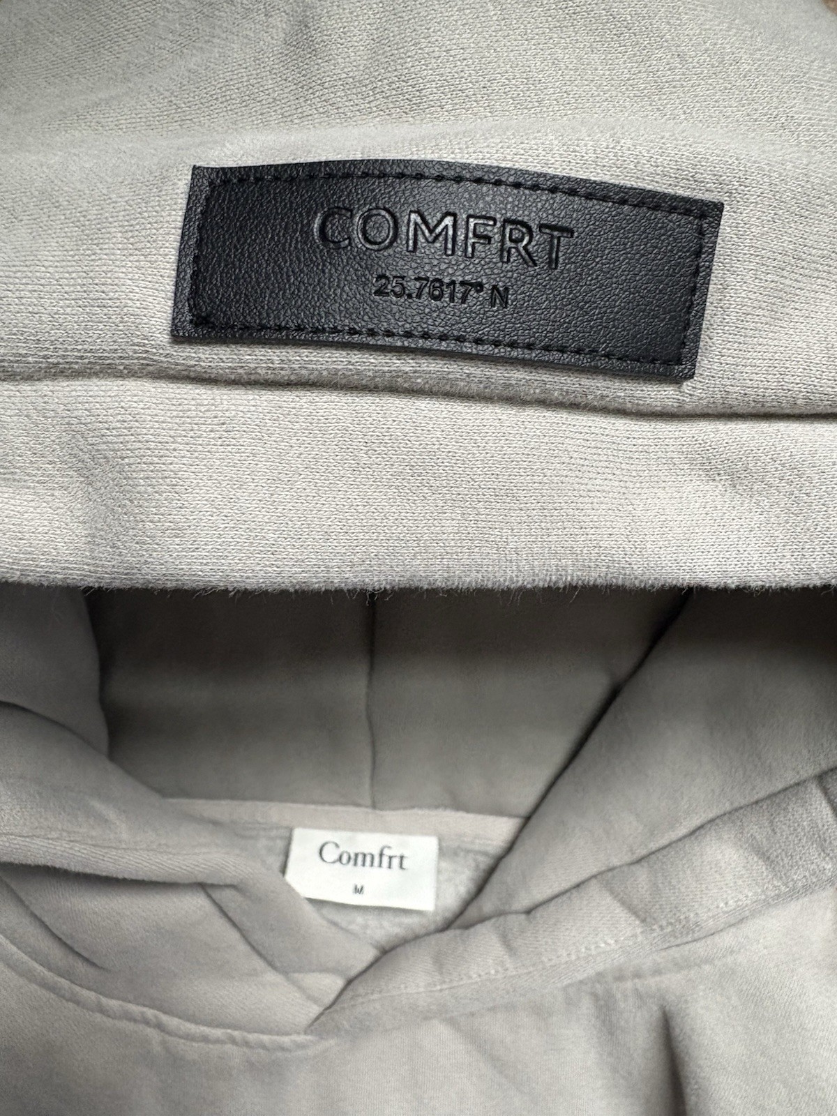 Comfrt Travel Essentials Pullover Sweatshirt Hood… - image 7