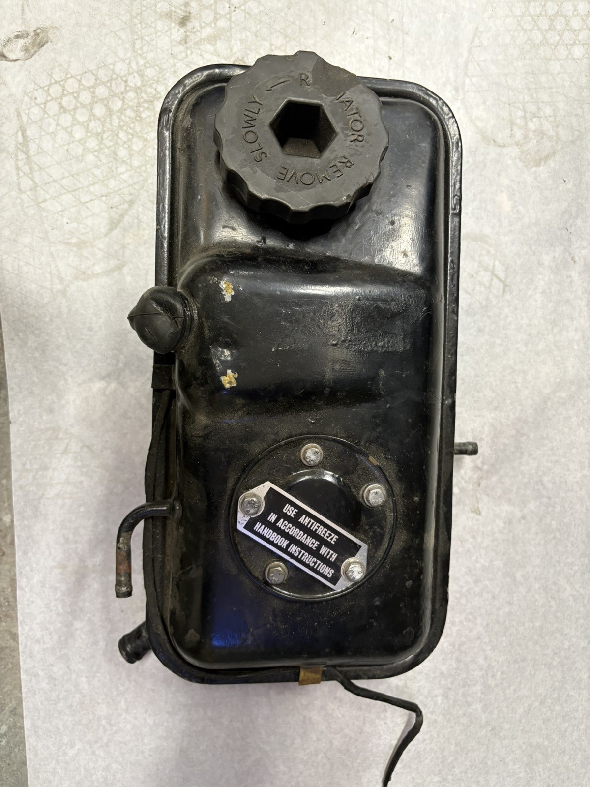 Engine Radiator Coolant Header Reservoir Tank OEM Rolls Royce corniche 1975