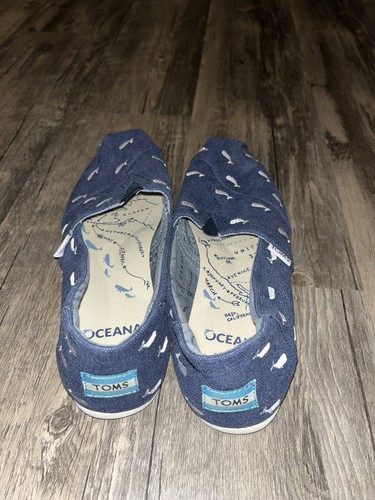 Tom’s Damen-Slipper Größe 8 Oceana marineblau weiß bestickt Wal-Druck gebraucht, in einwandfreiem Zustand - Bild 4 von 6
