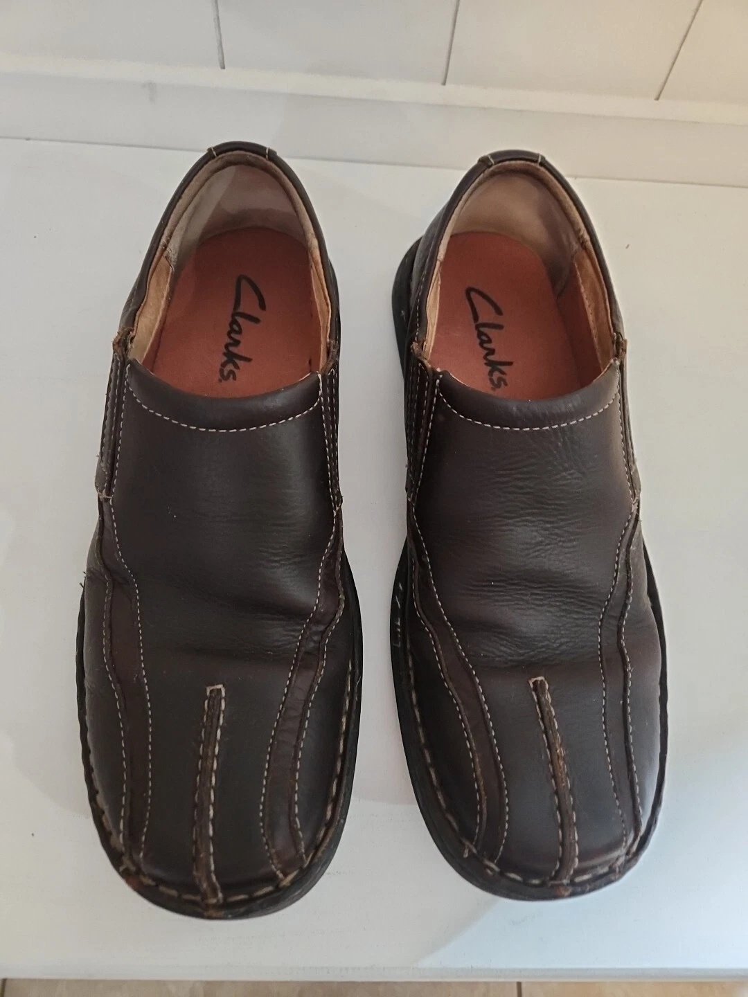 Mocassino Clarks uomo scarpa da guida pelle marrone casual slip on uomo taglia 9 5