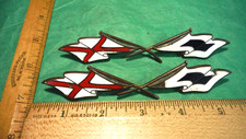 Bk77 Triumph Herald Fin Emblems Vintage Enamel 1961-9 Triumph 948 1200 J Fray