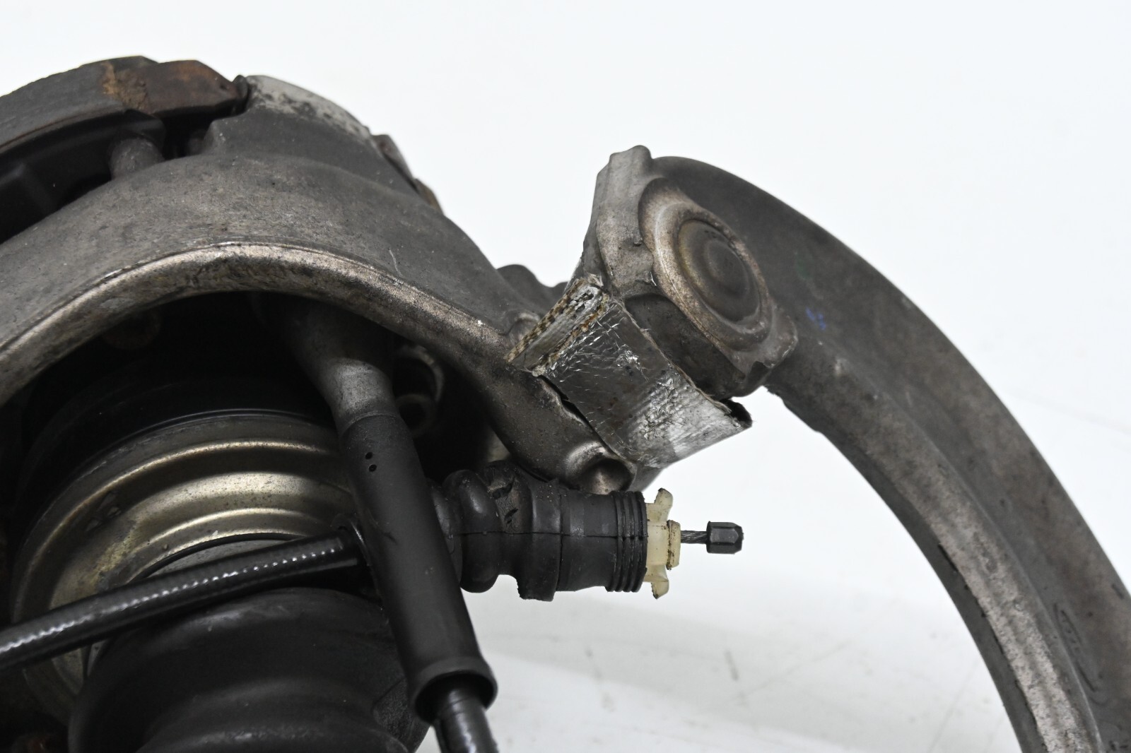 ⭐ 03-12 Maserati Quattroporte Rear Left Spindle Knuckle Hub Shaft Assembly Oem
