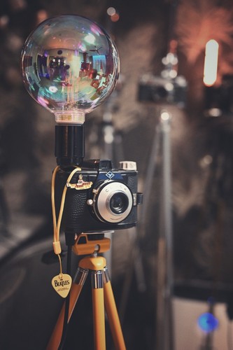 Vintage Lampe Dimmbar. Kamera Upcycling. The Beatles Yellow Submarine. - Bild 13 von 14