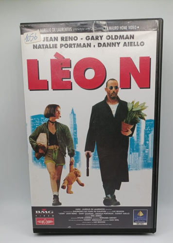 Léon With Jean Reno And Natalie Portman VHS