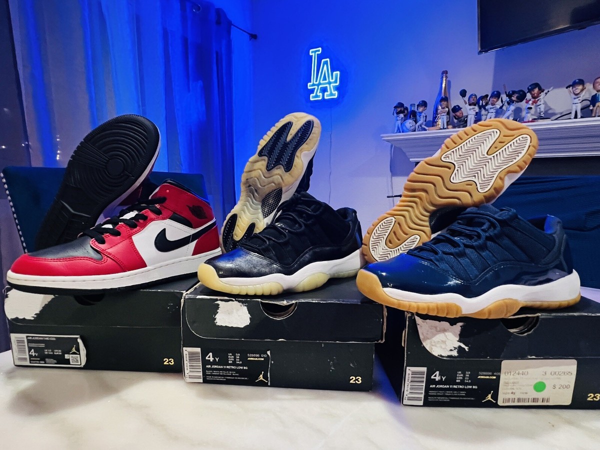 jordan retro 11 low size 4