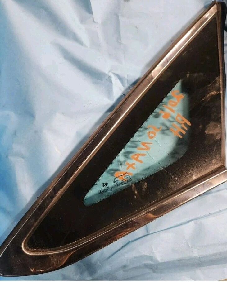 2015-2019 HYUNDAI SONATA RIGHT QUARTER GLASS OEM 87810-C1520 - Image 3 of 4