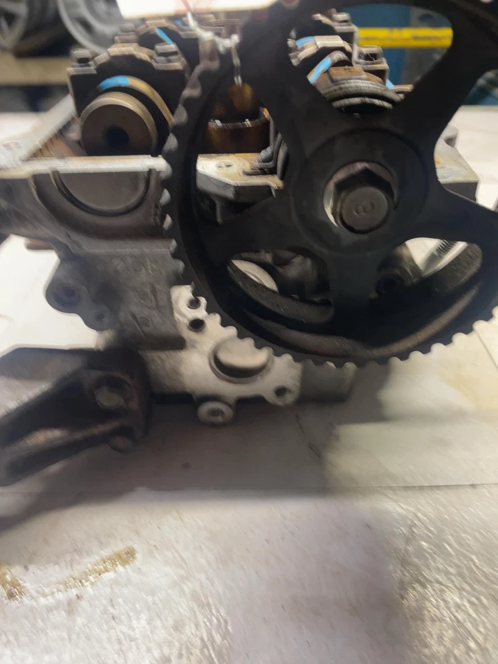 KIA SPORTAGE 04-06 2005-2010 HYUNDAI SANTA FE RH culata trasera derecha 2,7 L Foto 2 de 4