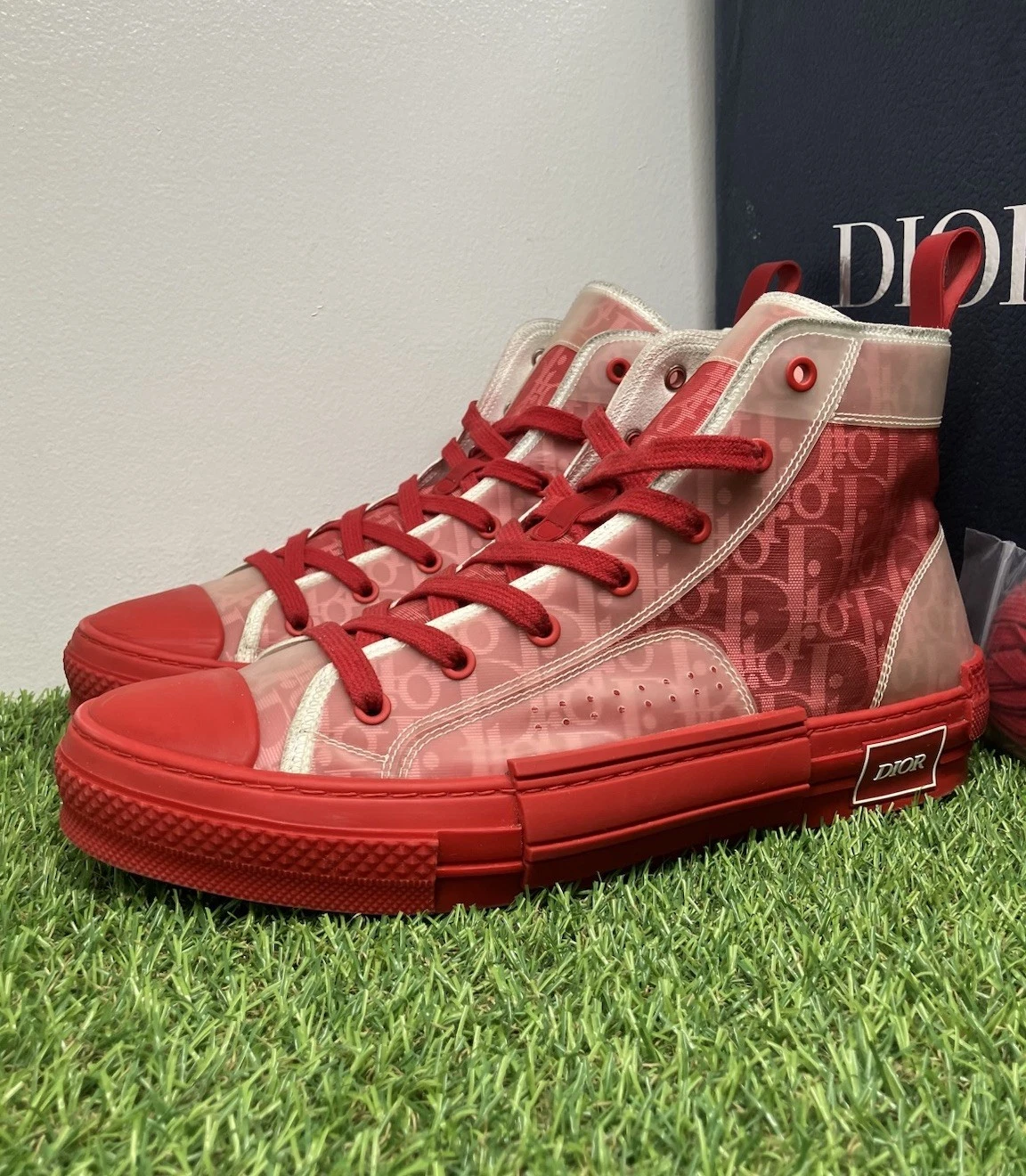 Taille 43 (10 US)   Dior B23 High ' Rouge '   EXCELLENT ÉTAT !
